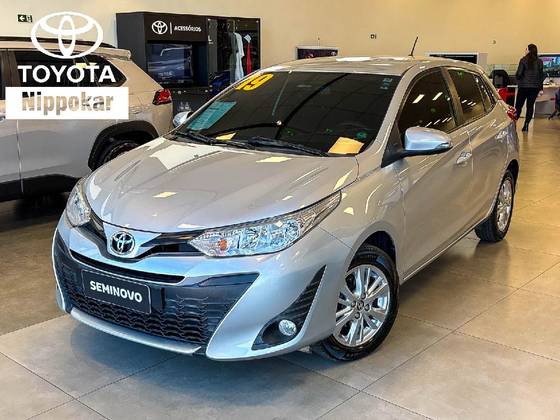 TOYOTA YARIS 1.3 16V FLEX XL MULTIDRIVE TOYOTA YARIS 1.3 16V FLEX XL MULTIDRIVE